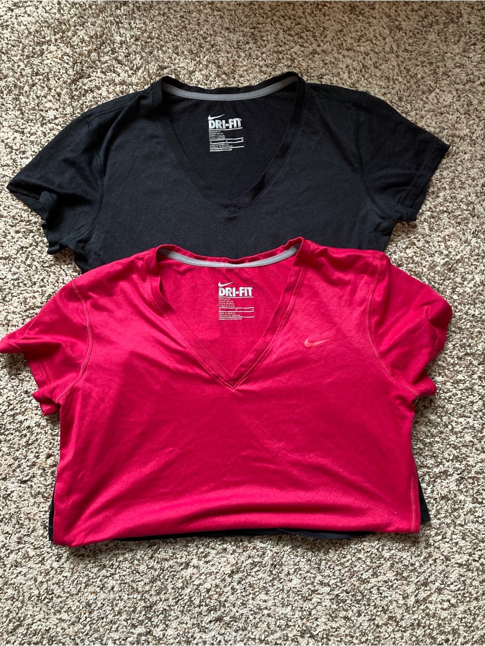 Nike Dri-FIT Short-Sleeve V-Neck Tee — Black & Bright Pink